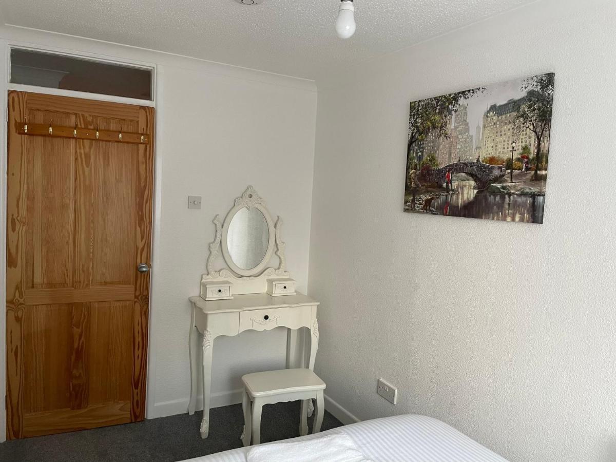Tivoli Bungalow ウェストン・スパー・メア エクステリア 写真